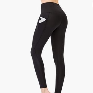 Los Ojos High Waisted Yoga Leggings in Black